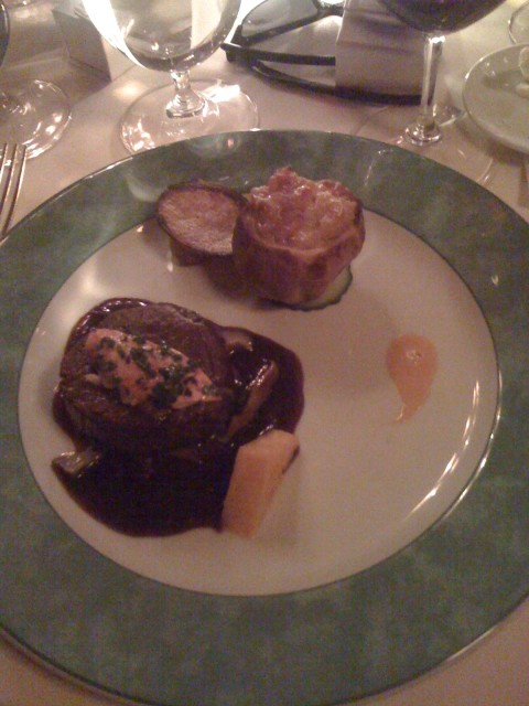 Filet Mignon

With a truffle lobster mac&cheese "En Brioche".  Shallot, thyme Bordelaise souce.

Note: there is lobster on top as a bonus because they had extra.